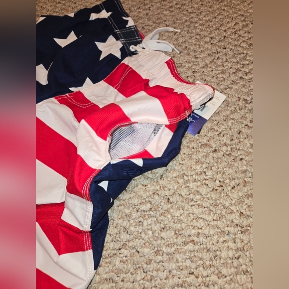 NWT Kanu Surf Board Shorts Swim Trunks American Flag Men's Size Medium - Picture 2 of 5